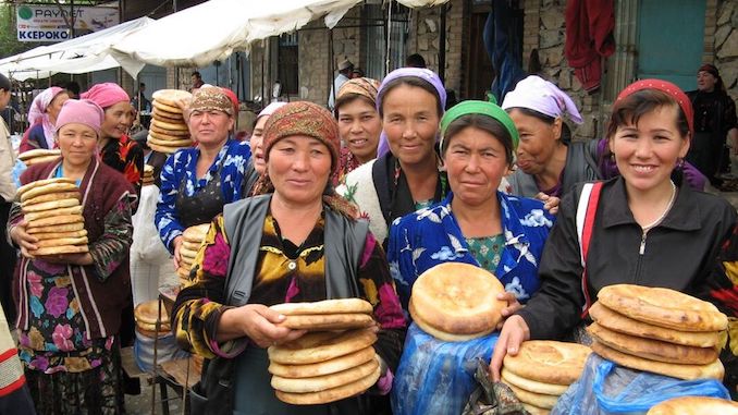 travel photo to inspire Uzbek language study